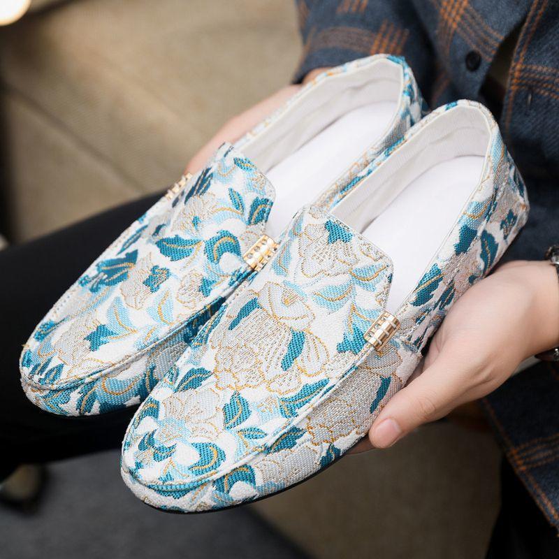 2025 Men's Shoes Breathable Bean Shoes Men's Trend One Step Stepping Old Beijing Cloth Shoes Driving Casual Shoes Lazy