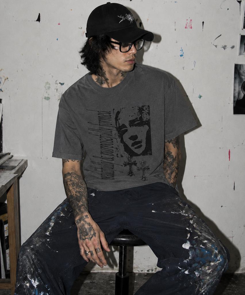 SAINTPAIN Sp Lettering Maria Short Sleeve T-Shirt Charcoal