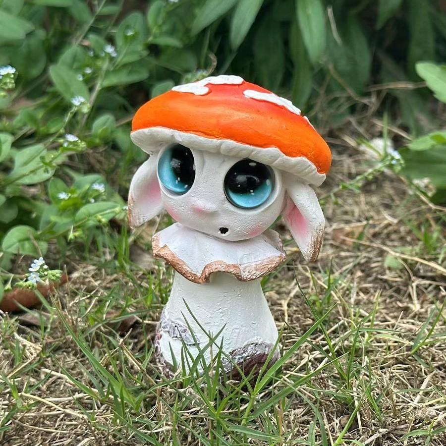 Adorable Mushroom Elf Resin Figurine Charming Home Decor Tabletop Decoration For Garden