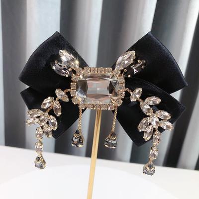New Fabric Bowknot Brooch Rhinestone Tassel British Style Bow Tie Female Shirt Collar Pin Vintage Brooches For Women Accessories