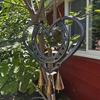 Perfekte Liebe Dekorative Glocken Vintage Metall Herzform Windspiel Anhänger, Retro Verwittert Drei Außen Windspiele, Wasserdicht Rostfrei Garten