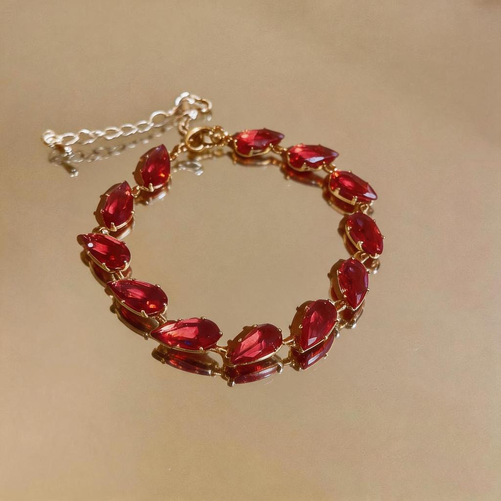 Pink Diamond Zirconia Starburst Flower Bracelet: Trendy, Luxurious Jewelry with Unique Design.