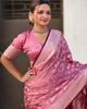 Beautiful rich pallu and jacquard work perfectly on the saree.