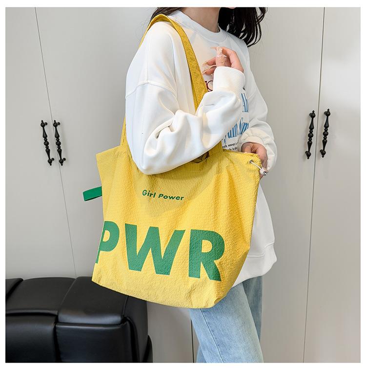 Summer new drawstring nylon bag large capacity lazy wind tote bag women's commuter shoulder bag canvas bag