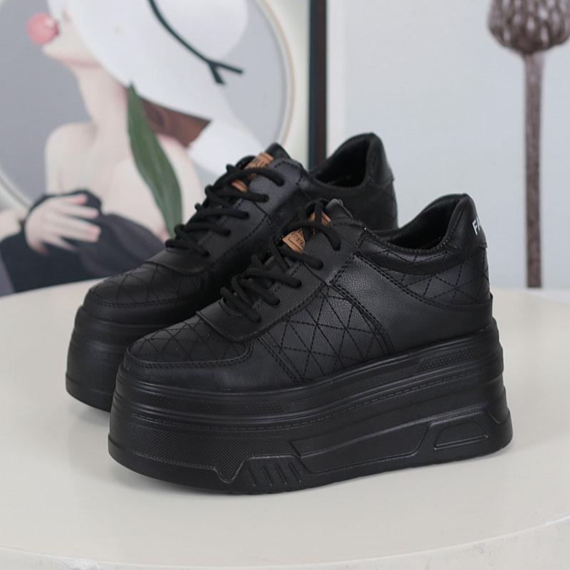 

Fashion Women Platform Sneakers Casual Outdoor Fashion Design Skateboard Shoes Comfortable Luxury Sneakers High Quality Sports Shoes 34