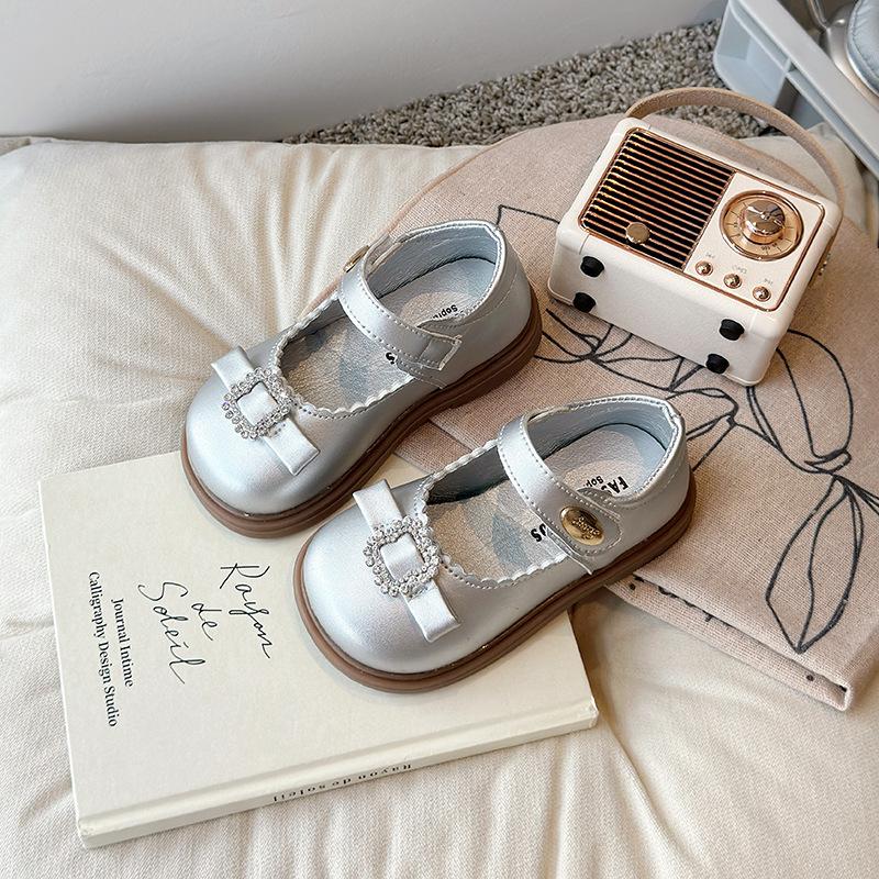 Girls silver single shoes children's leather shoes 2025 spring and autumn new girls fashion princess shoes children's performance shoes tide