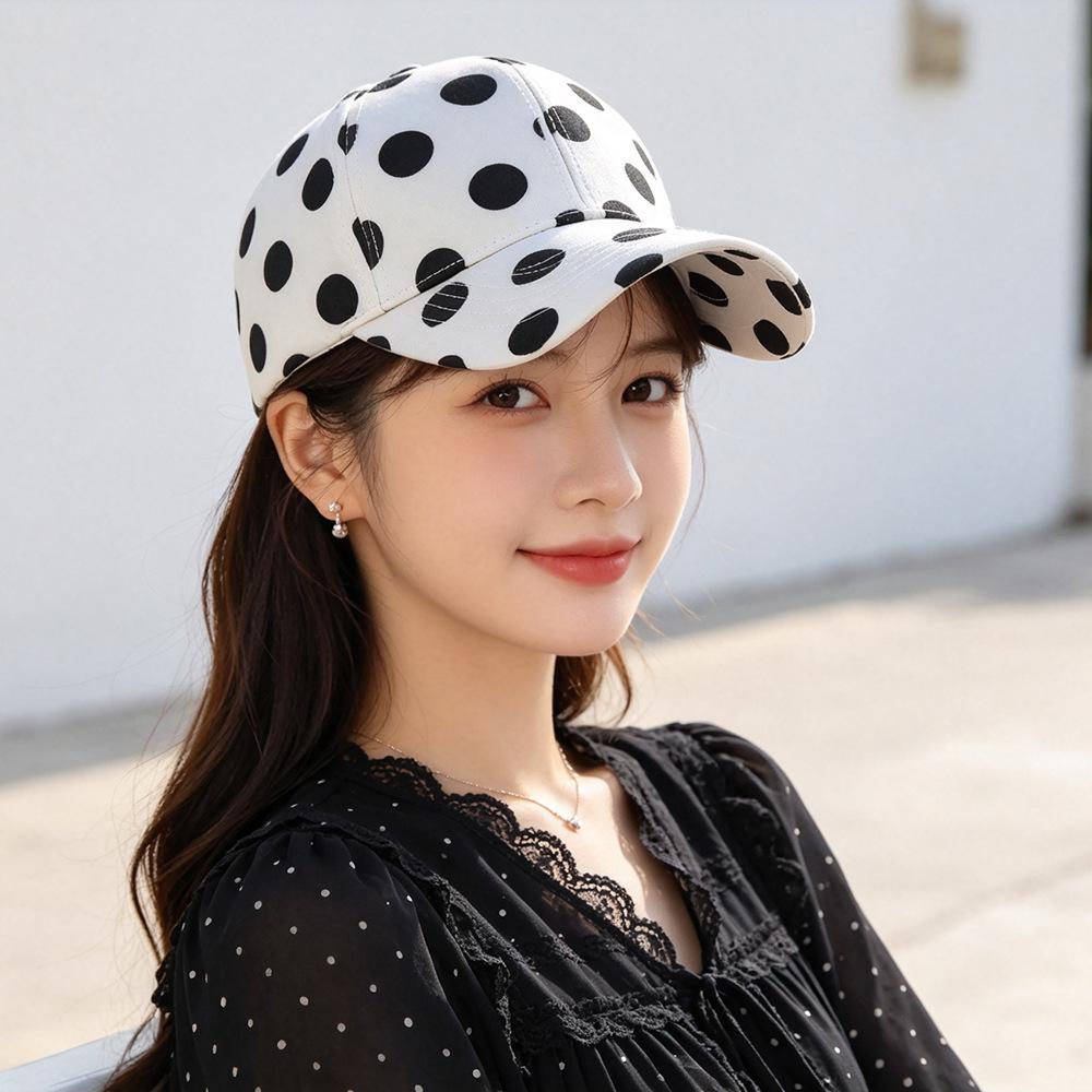 Women’s Korean-Style Polka Dot Hard-Top Baseball Cap, Casual Sun Protection Duckbill Hat for Spring and Autumn