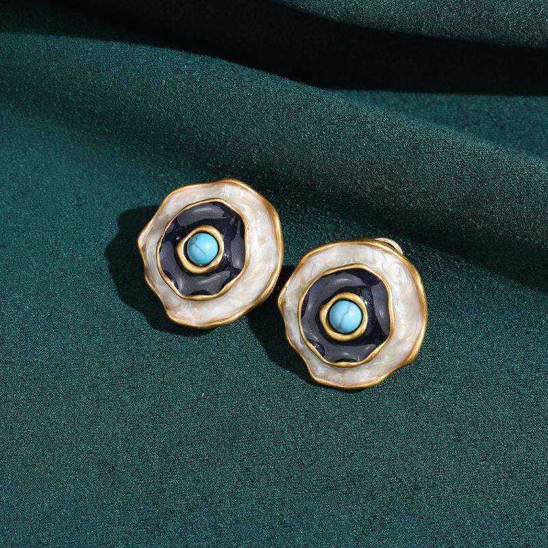 Yong Nuo Vintage Retro Jewelry: High-End, Colorfast Antique Earrings