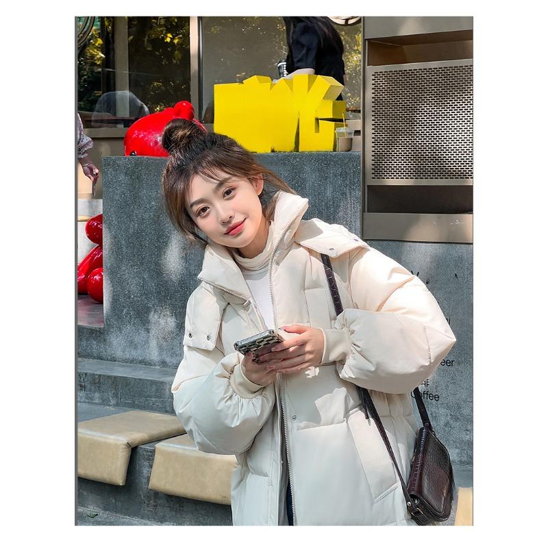 2024 New Winter and Autumn Women White Duck Down Hoodies Puffer Jackets Coats Warm Windproof Black White Coats