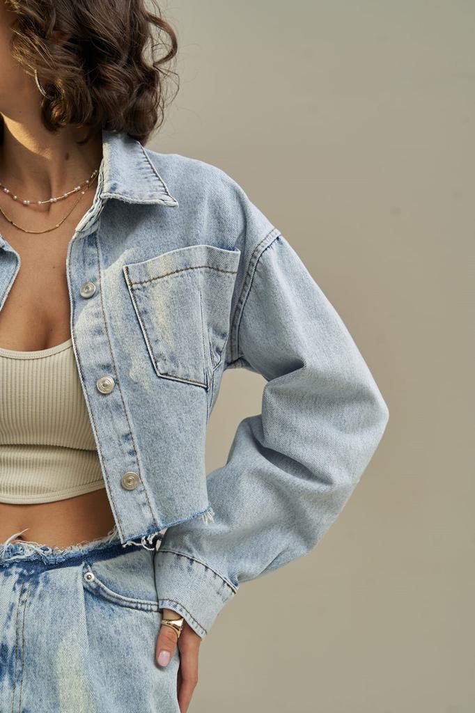 Giacca di jeans corta azzurra Darcey