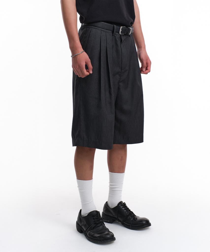 Daibeuin Stripe Half Trousers (Gray)
