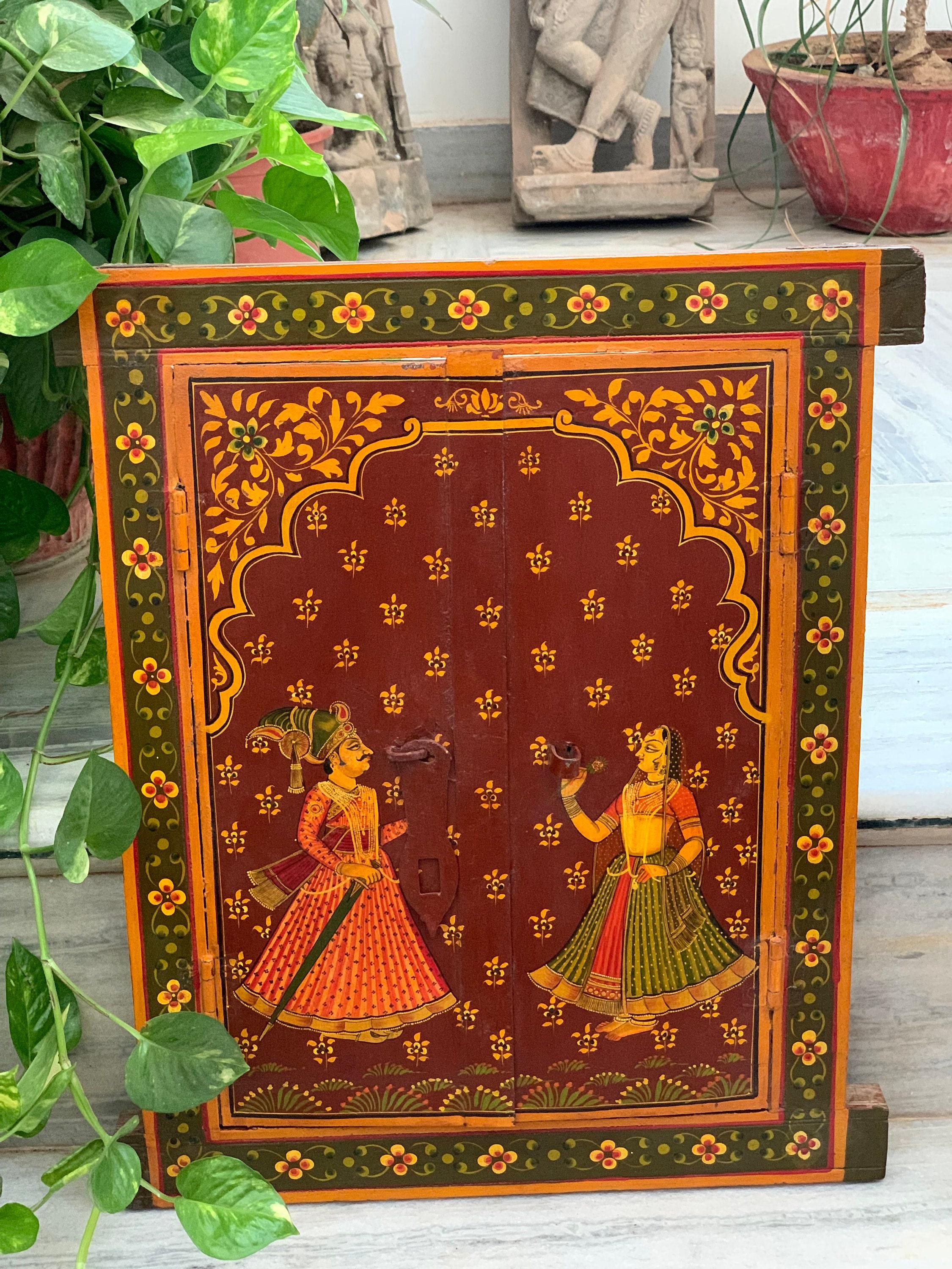 

Handmade Antique Jharokha Window: Royal Couple Painting, Indian Festival Decor разноцветный