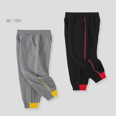 Pantaloni da tuta color block coreani da bambino per la primavera 2025: Pantaloni Sportivi in Cotone da Ragazzo Design alla Moda