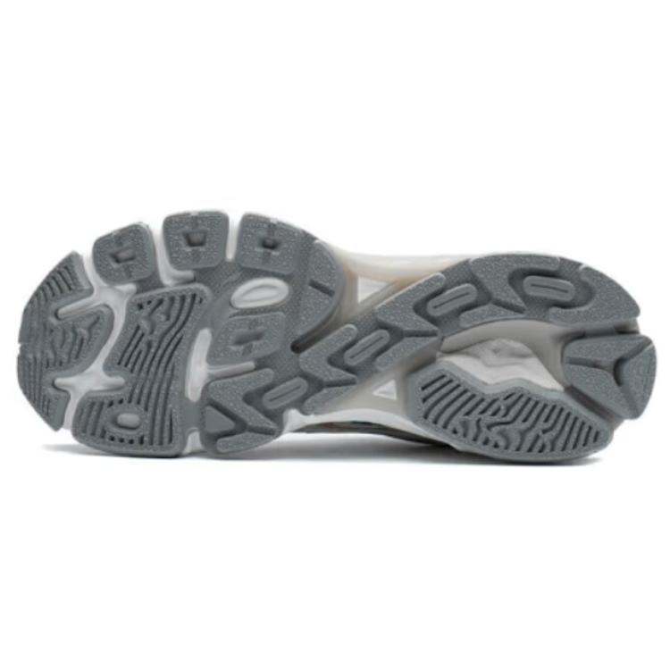 New LiNing Ling Yue Slip Resistant, Abrasion Resistant, Lightweight Low Top Running Shoes Men's Pearl White ARLR021-5