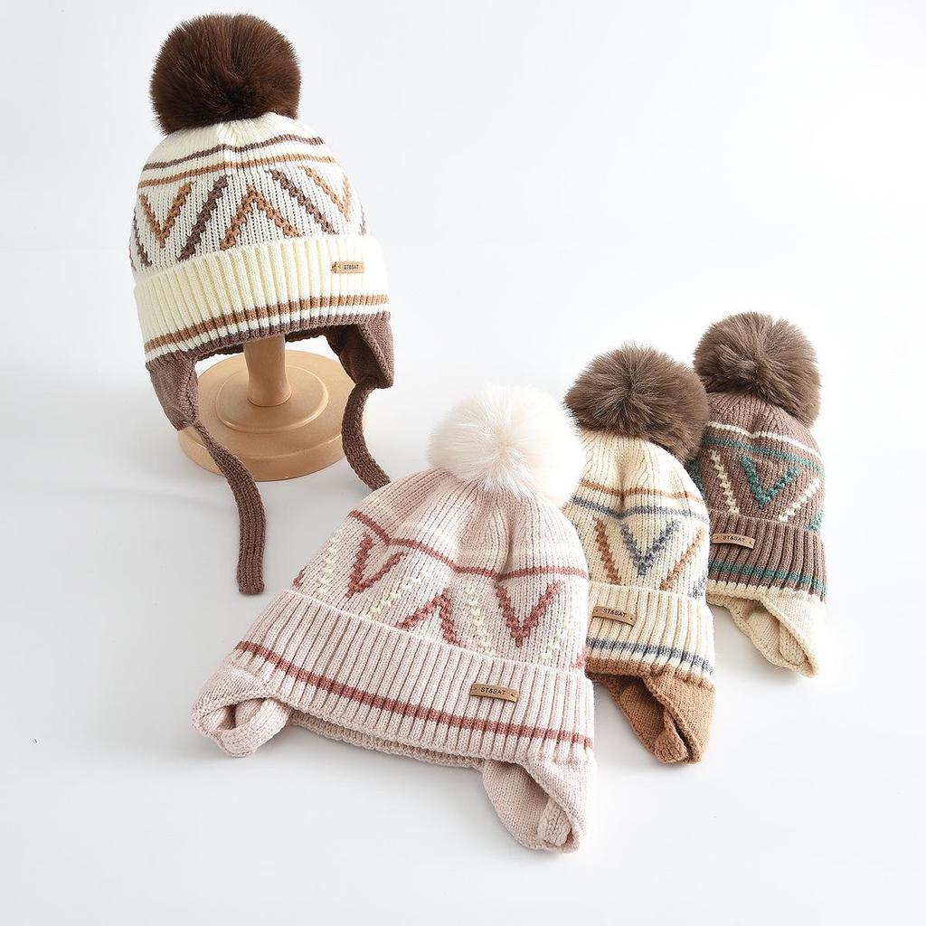 Stilvolle Retro-Strickwollmütze für Kinder für Herbst und Winter - Warm, Vielseitig, Winddicht und Ohrenschützend. Geeignet für Jungen und Mädchen.