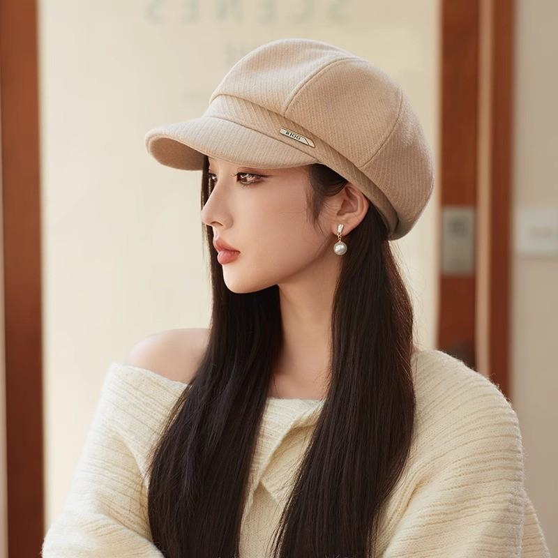 Retro Octagonal Beanie Hat With Cotton Material For Winter Warmth And Windproof Protection