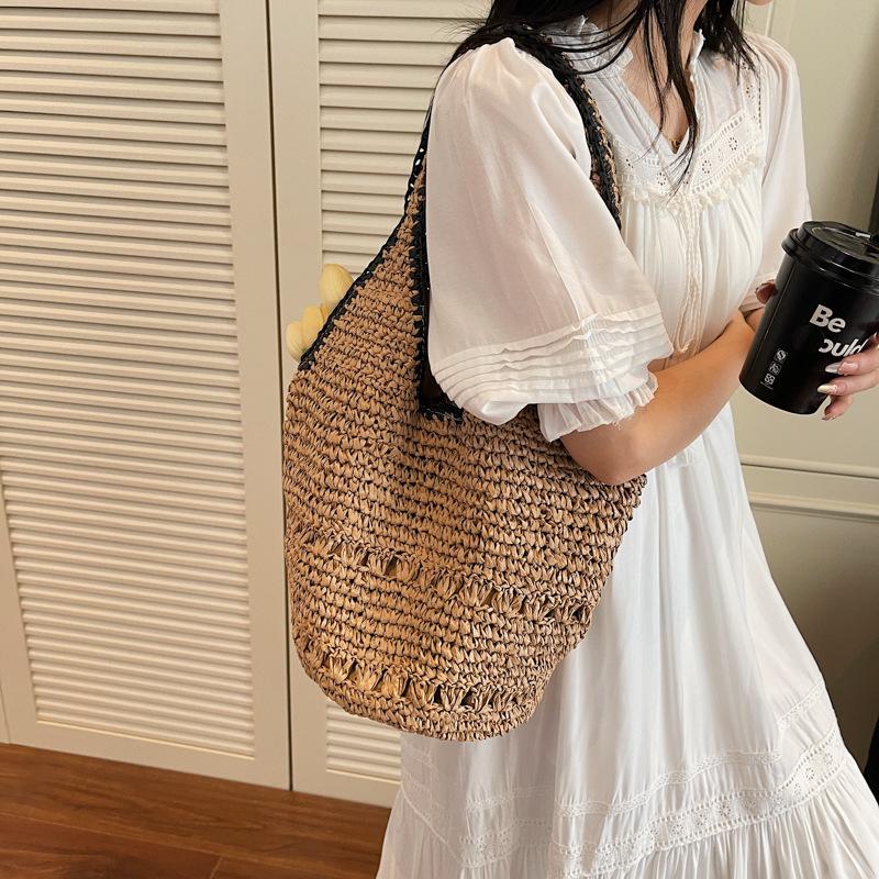 Spring Vacation Style Large-capacity Underarm Bag Women's New Fashion Straw Bag High-end Tote Bag