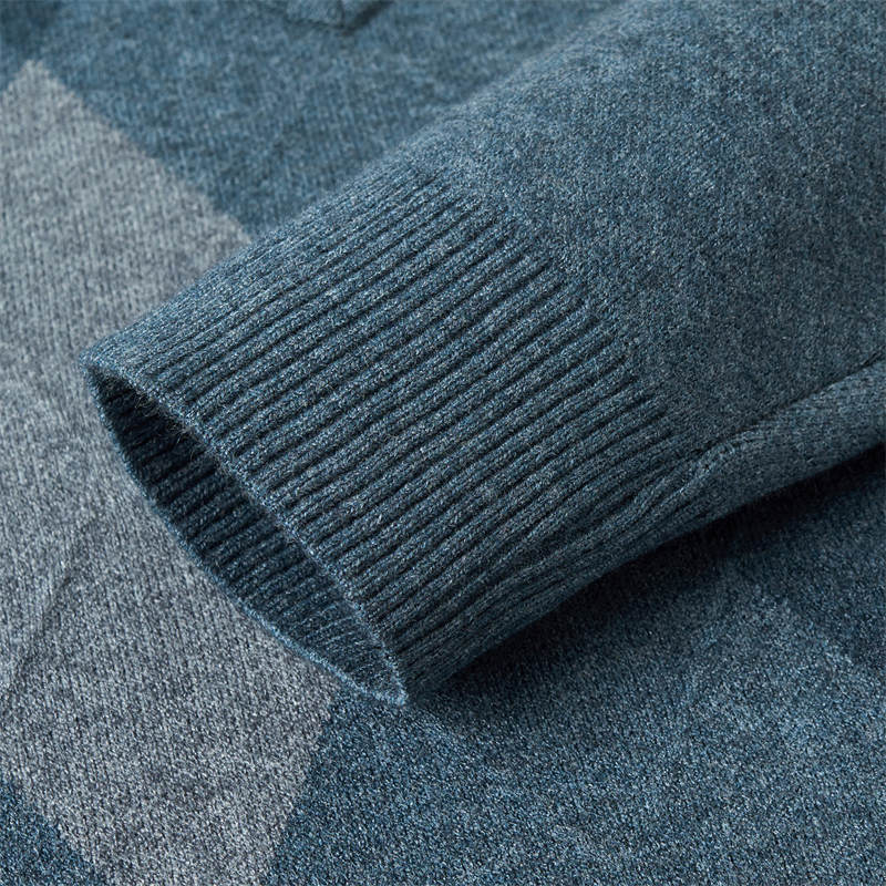 Winter Warm Men's Plaid V-neck Long Sleeved Sweater Knitted Sweater Fashion Casual Versatile Top