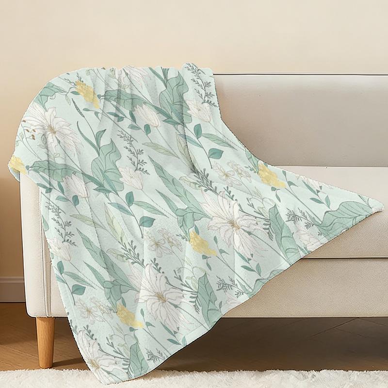 Cozy Floral Flannel Fleece Throw Blanket: Soft, Warm, Skin-Friendly Decorative Home Blanket for Halloween & Christmas