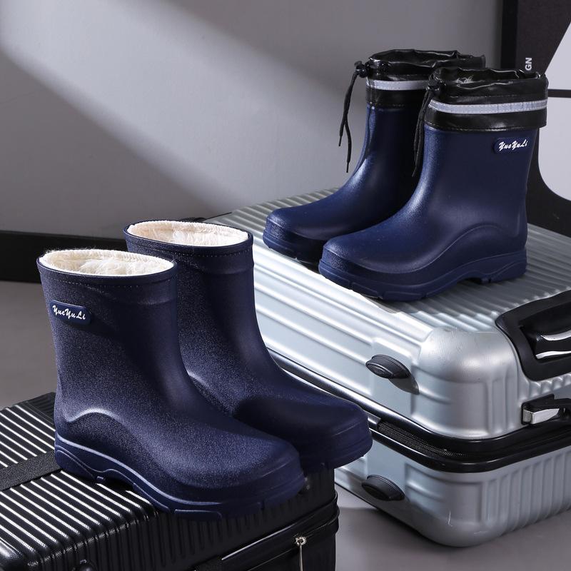 New Velvet Black Fashionable Water Shoes Fashionable, Men's Waterproof and Non-slip Car Wash Fishing Short Tube PVC Rain Shoes