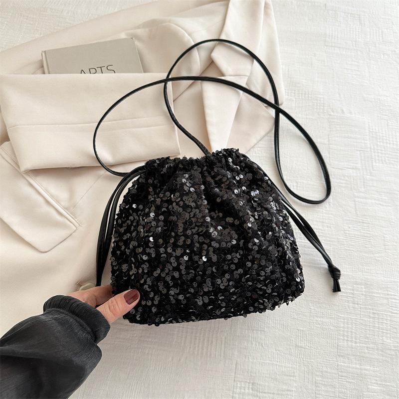 Internet Celebrity Sequins Fashion Drawstring Small Bag Women 2025 Spring New Versatile Ins Shoulder Messenger Bag Bucket Bag