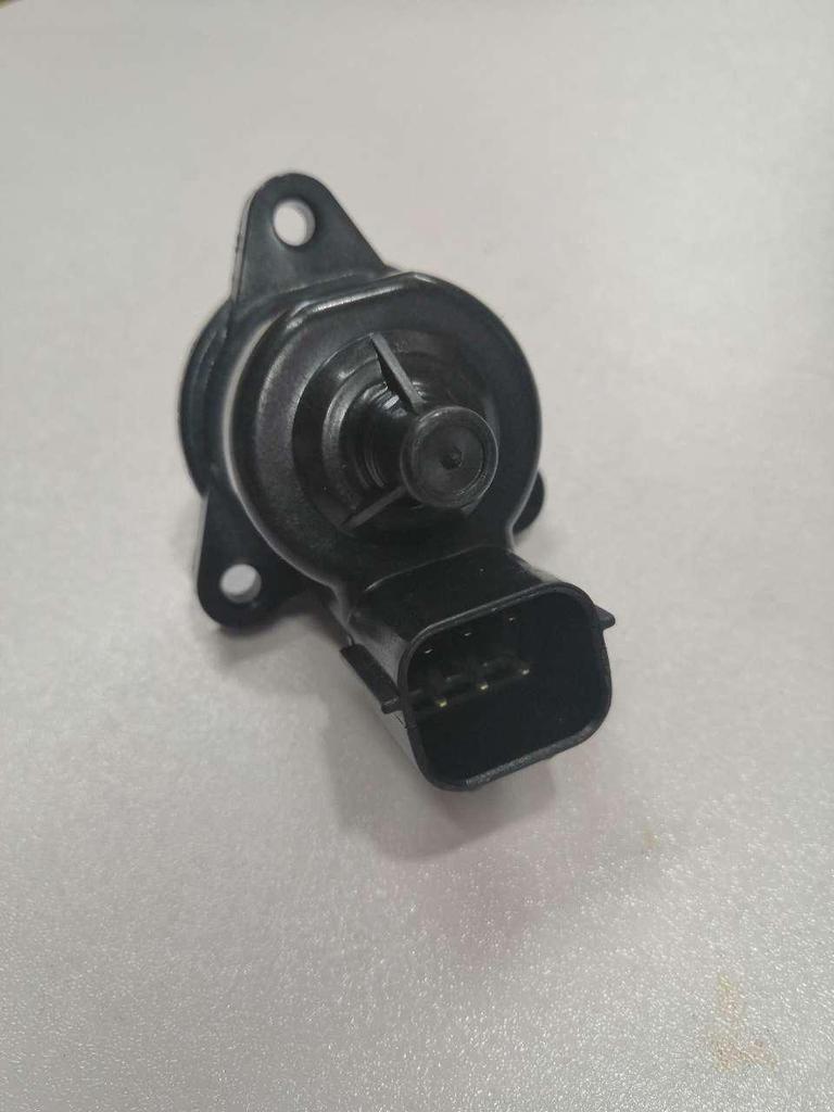 Chrysler/Mitsubishi Eclipse Lancer Idle Air Control Valve MD628318