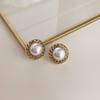 Retro fashion oil-dripping earrings niche temperament medieval style earrings personality high-end pearl earrings