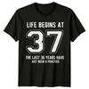 Life Begins At 37 37th Birthday Herren T Shirt Daunisex Grafik Top Vintage Stylish Unisex Casual Streetwear Homme Versatile
