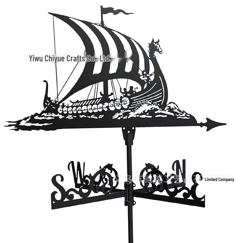 Weather Vane Ornament: Outdoor Wrought Iron Spray-Painted Roof Decoration Metal Craft