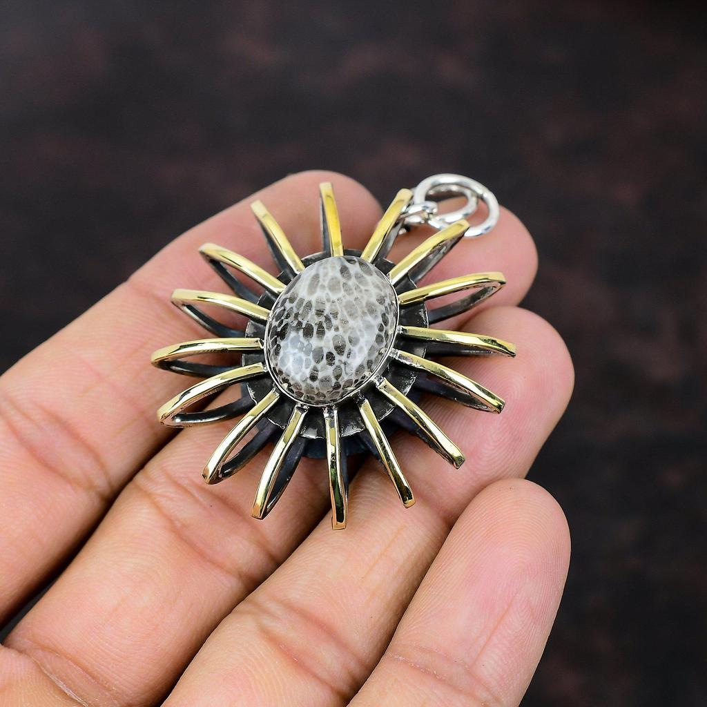Stingray Coral Pendant 925 Sterling Silver Pendant Gemstone Handmade Jewelry 18K Gold Plated Pendant Cage Jewelry For Gift Wonderful Pendant