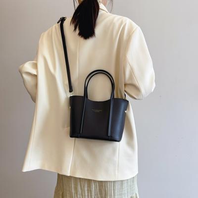 Wholesale Handbag Women's 2025 Autumn New Tote Bag Large Capacity Crossbody Shoulder Bag Hand Carrying Bucket Bag