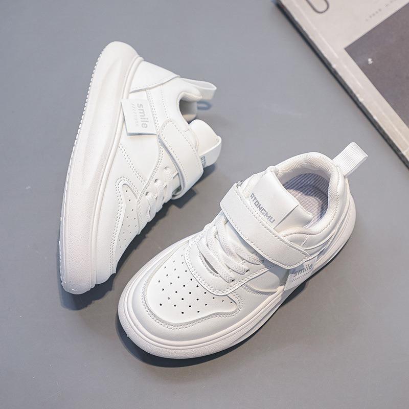 Scarpe sportive per bambine Primavera Nuove scarpe per bambini Scarpe da tavola per ragazzi Scarpe per bambini grandi Scarpe leggere piccole bianche Primavera e autunno basse