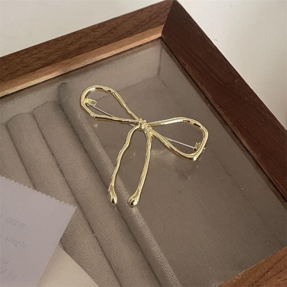 Zinc Zinc Alloy Hollow Metal Brooch Balletcore Anti-Exposure Brooch Temperament Bowknot Brooch  Girls
