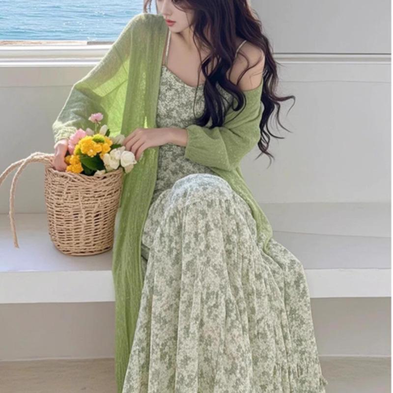 

Весна 2025 Коко Стиль В язаний Кардиган та Сукня з Квітковим Візерунком XL (120-140 cm)