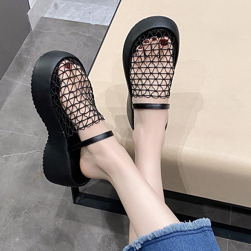 Newly-released Niche Flip-flops with Openwork Design and Thick Sole - Women's Shoes