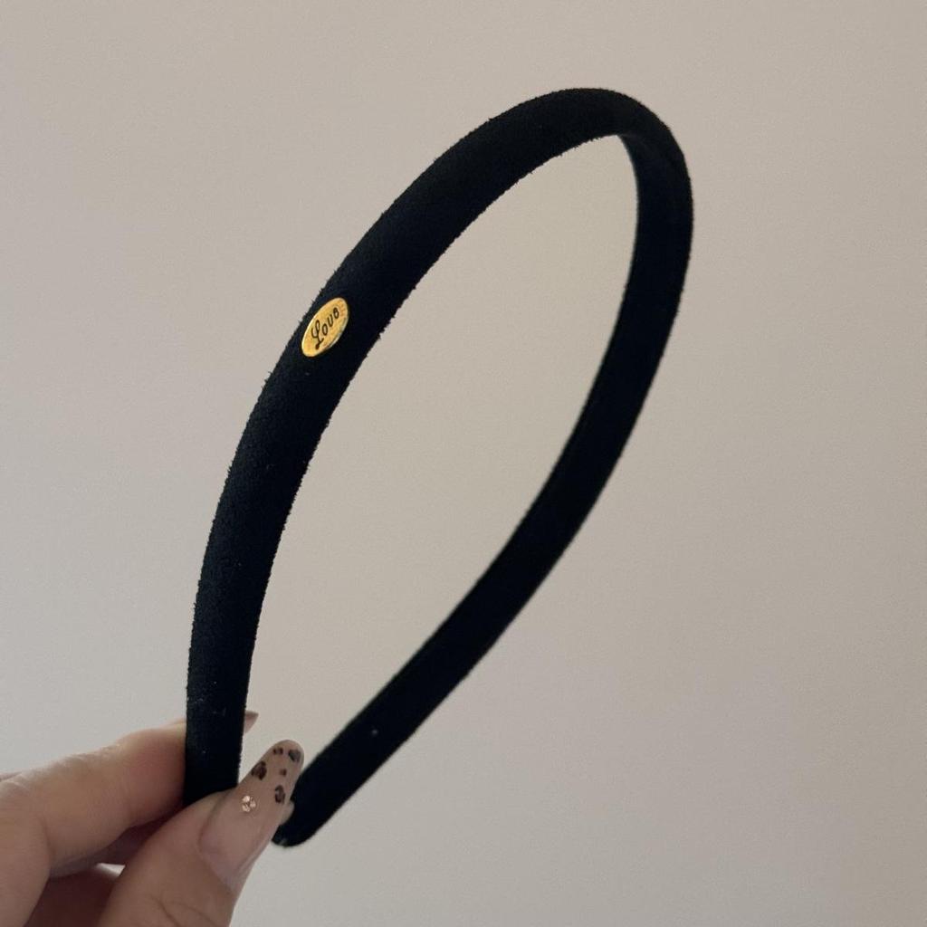 Gold Label Narrow Retro High-Forehead Headband: Simple Texture & Light Luxury Women's Hair Accessory