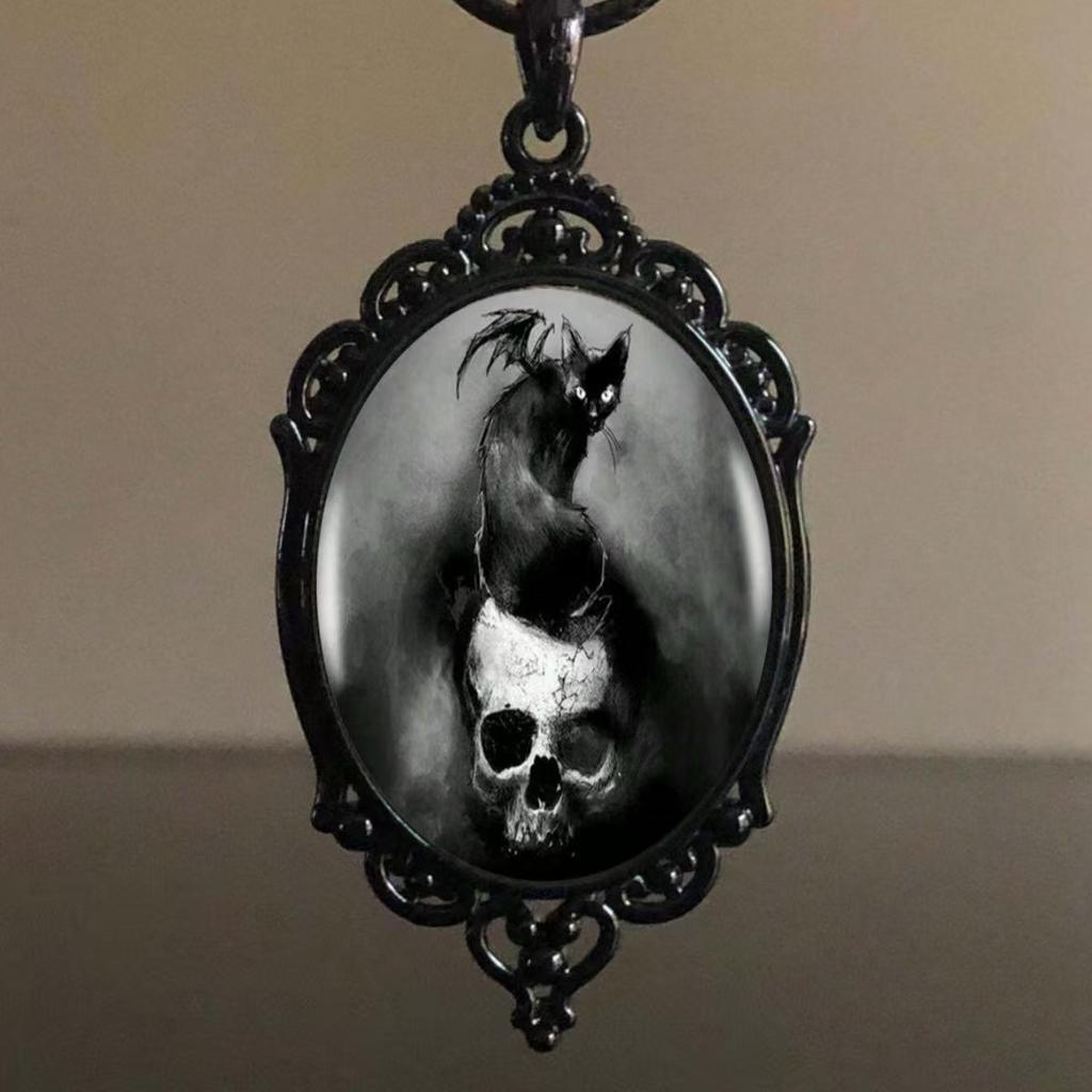 Vintage Oval Glass Alloy Pendant Necklace Jewelry