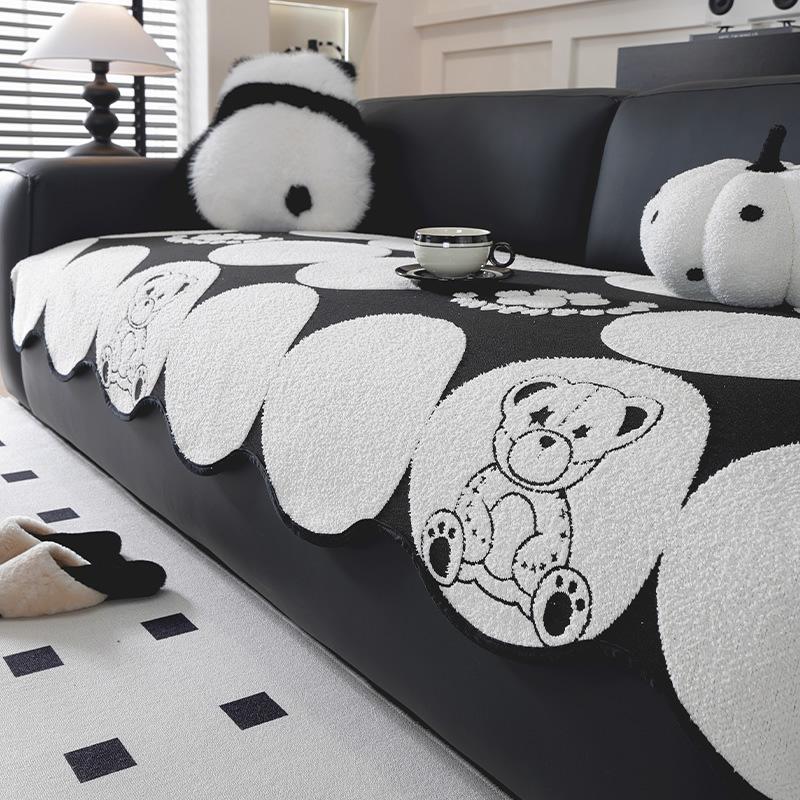 Cartoon Autumn And Winter Sofa Cushion  New Four-Season Universal Non-Slip Leather Sofa Seat Cushion Straight Row Sofa Cover Towel