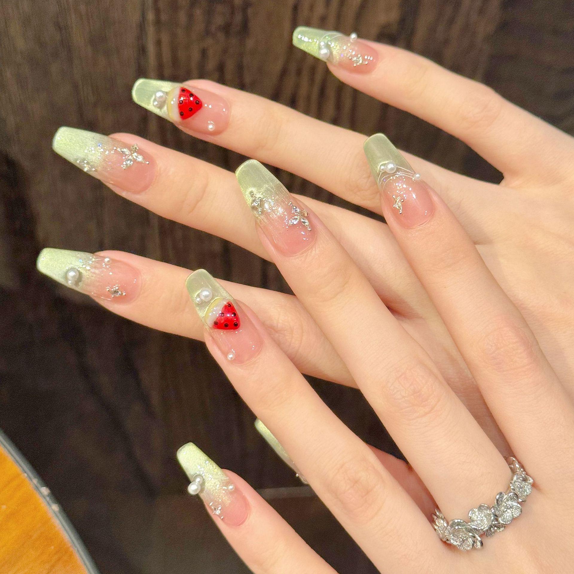 

Yihe Original Ice Watermelon Zircon-Inlaid Gradient Blush Nails