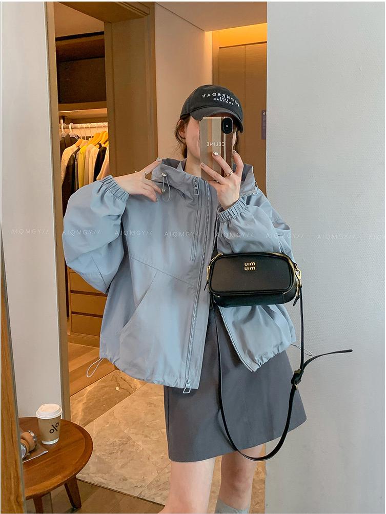 Women's Petite Hooded Windbreaker: Short Jacket for Spring & Autumn 2025, Casual Hot Style