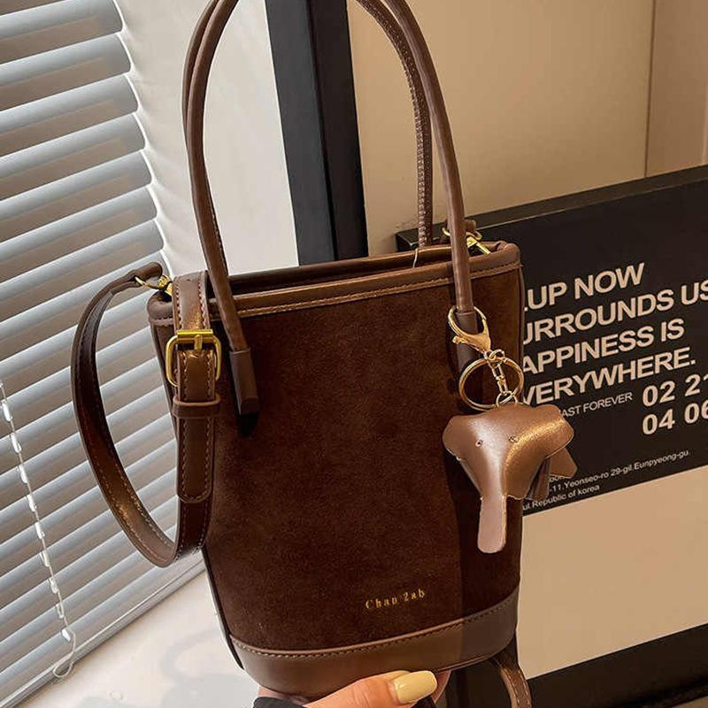 Bucket Bag Fashion Women'S Bag Versatile Fashion Messenger Bag Retro Shoulder Handbag Luggage