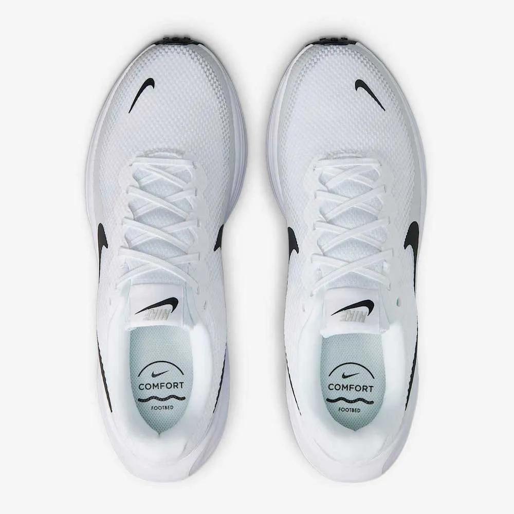 Nike Laufschuhe Revolution 8