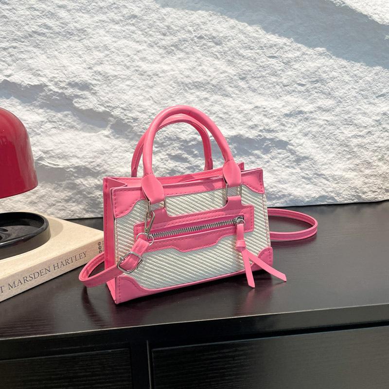 

Niche design bag women s 2025 summer new high-end texture foreign-style messenger bag French popular portable small square bag
