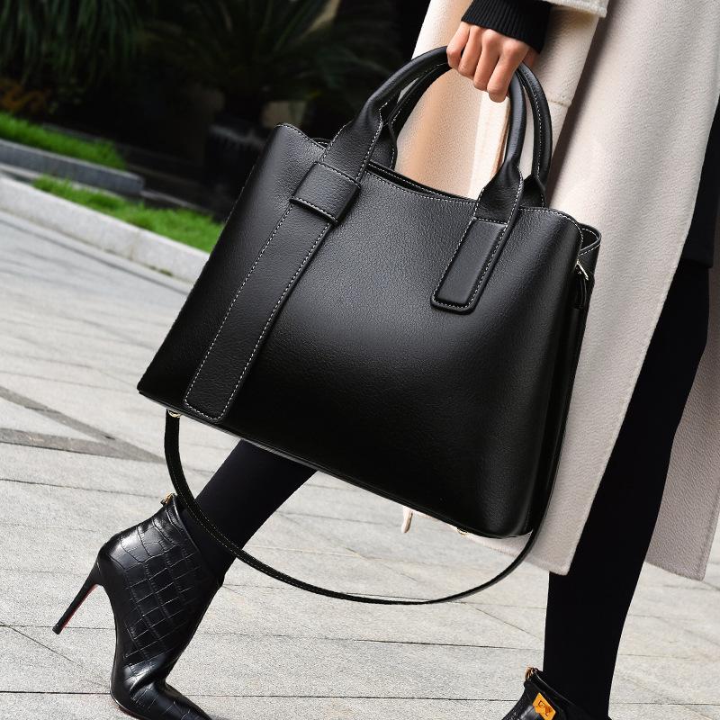 Women'S Handbag Large Capacity Tote Bag Stylish Simple Shoulder Bag Commuter Bag