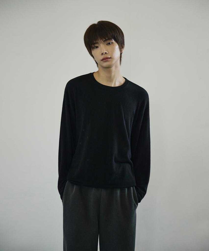Seukeulaeteulpigsel Star Rolling Long Sleeve [Black]
