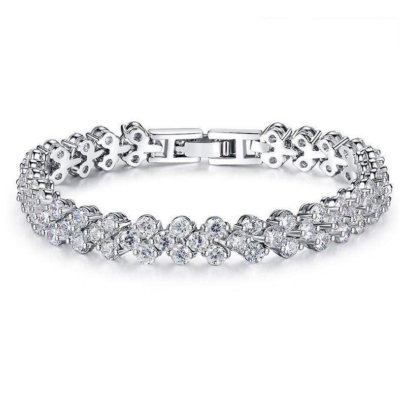 

Cross-Border Fashion Mickey Bracelet with High-Quality Zircon and Moissanite Inlays, Hot-Selling in Europe and America