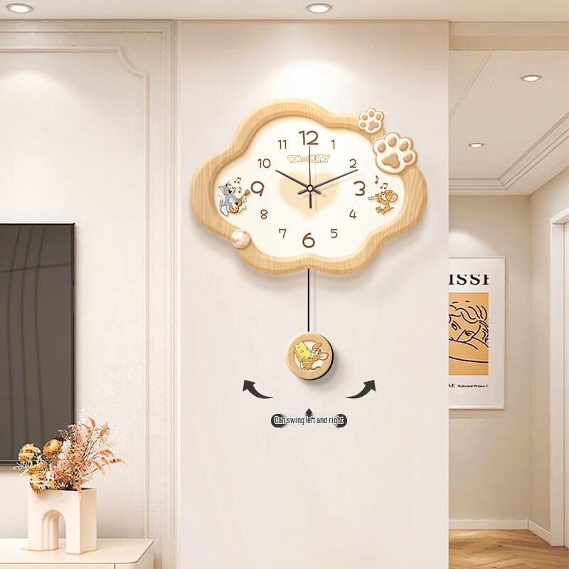 Tom & Jerry Cartoon Wall Clock