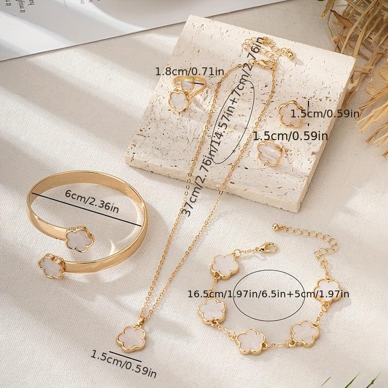 1 sada zářivých šperků Lucky Flower Set Třpytivé náušnice, náhrdelník, náramek, náramek a prsten – módní slitinový soubor pro ženy – perfektní dárek