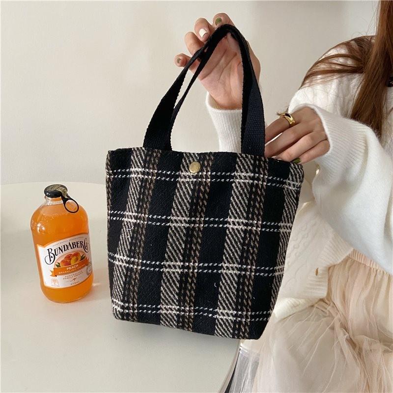 Stylish Ins Checkered Woolen Lunch Bag Chic Minimalist Tote For Everyday Use