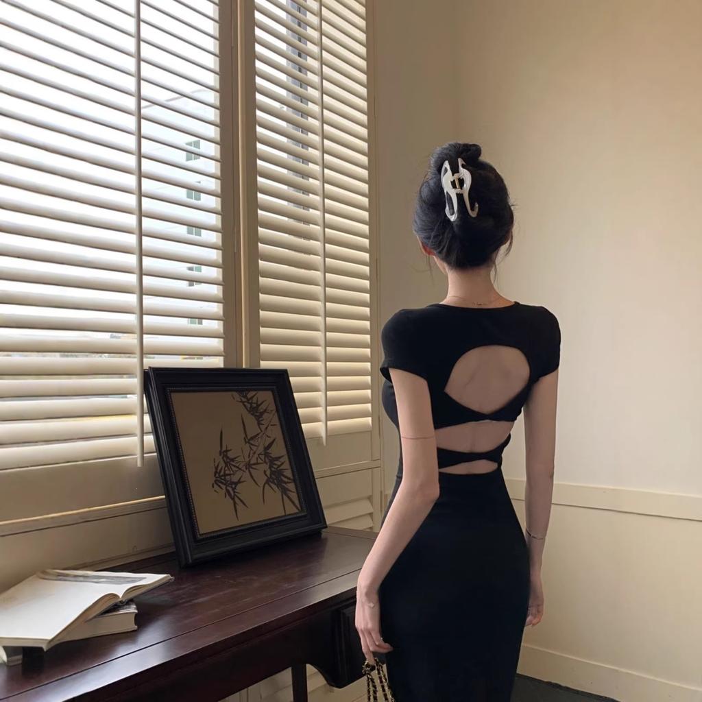 New Temperament Slim Fit and Thin Black Short-sleeved Split Backless Dress Children's Summer Long Dress Women's Clothing